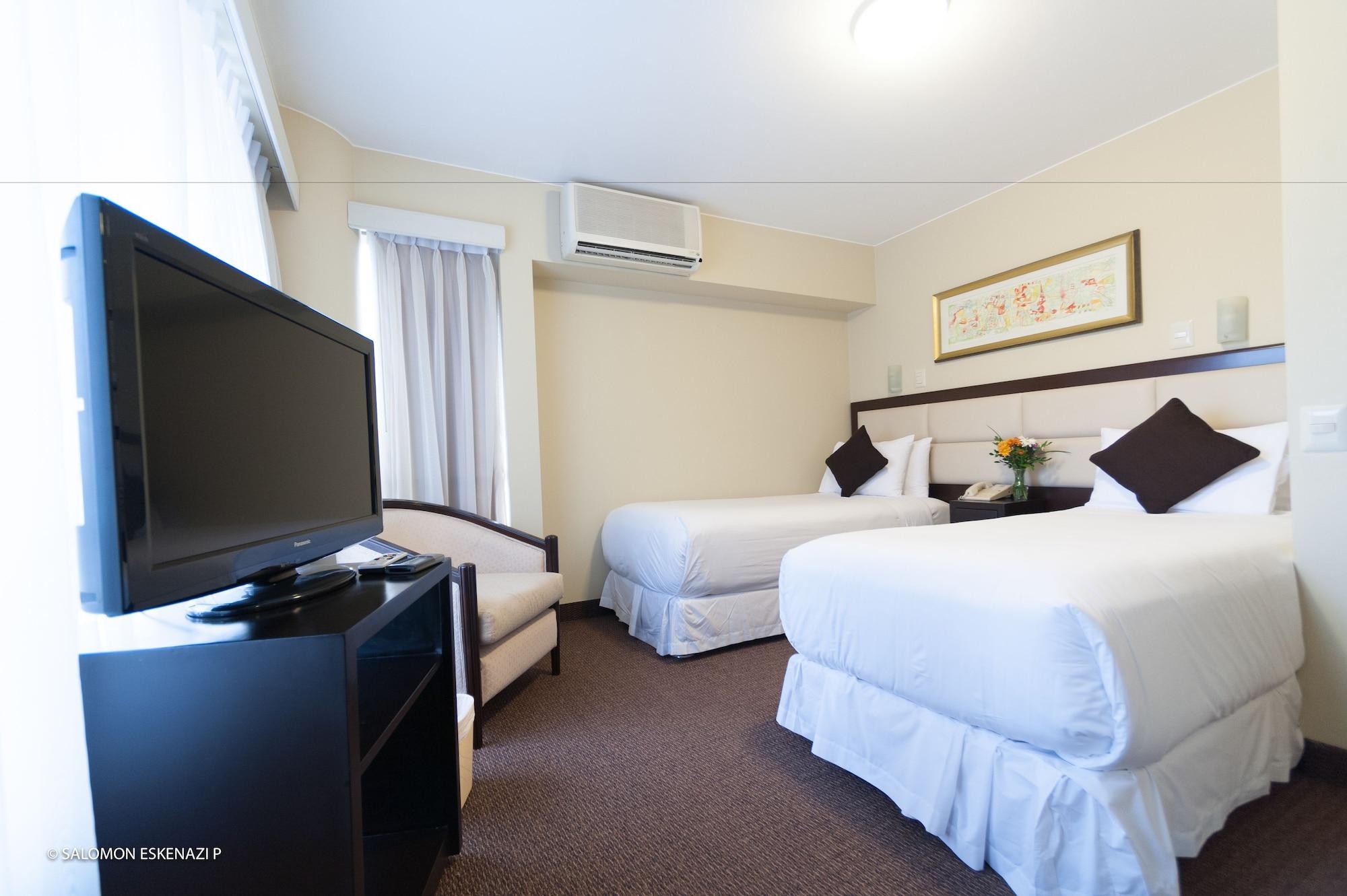 Roosevelt Hotel & Suites Лима Екстериор снимка