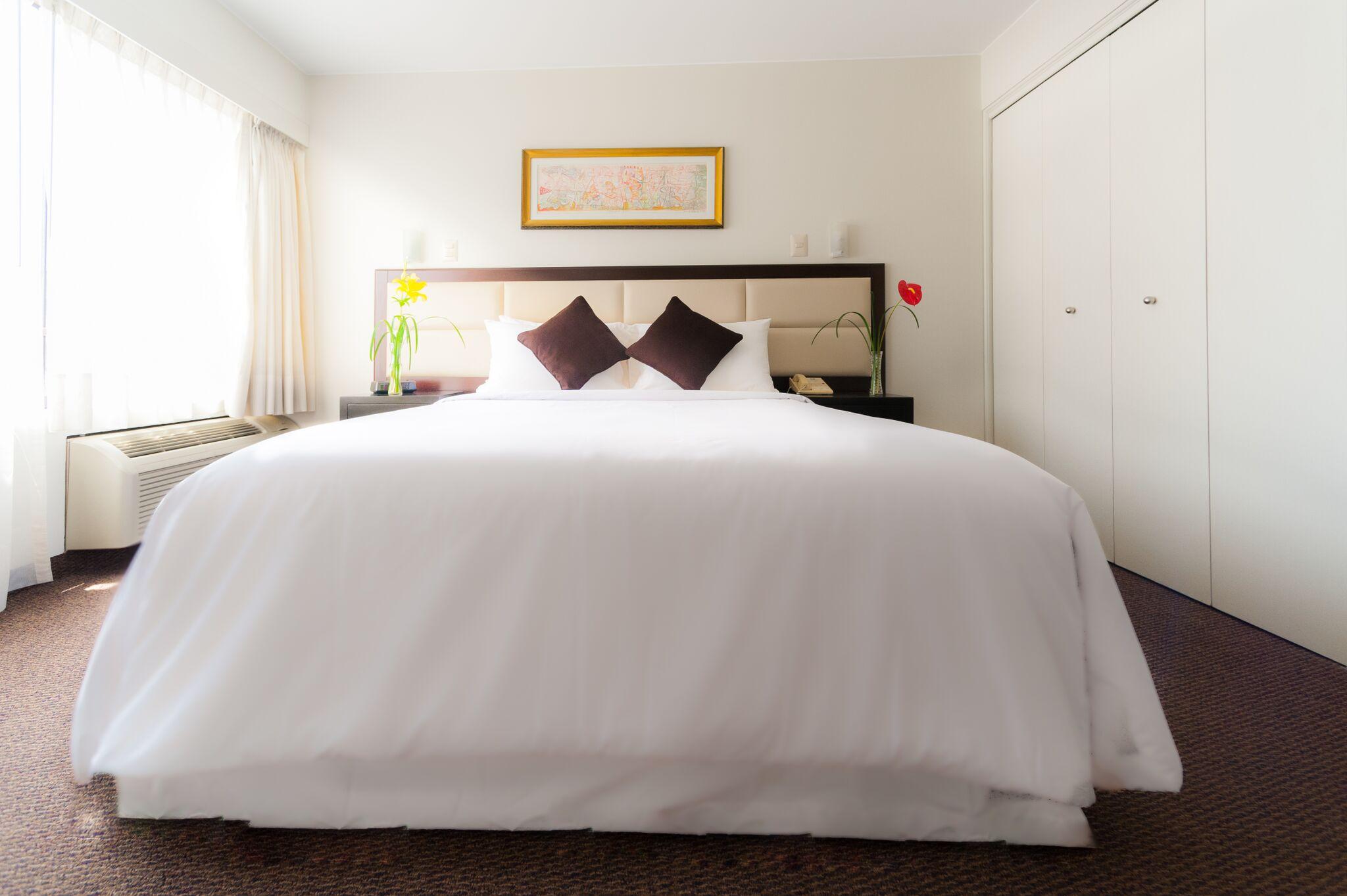 Roosevelt Hotel & Suites Лима Екстериор снимка