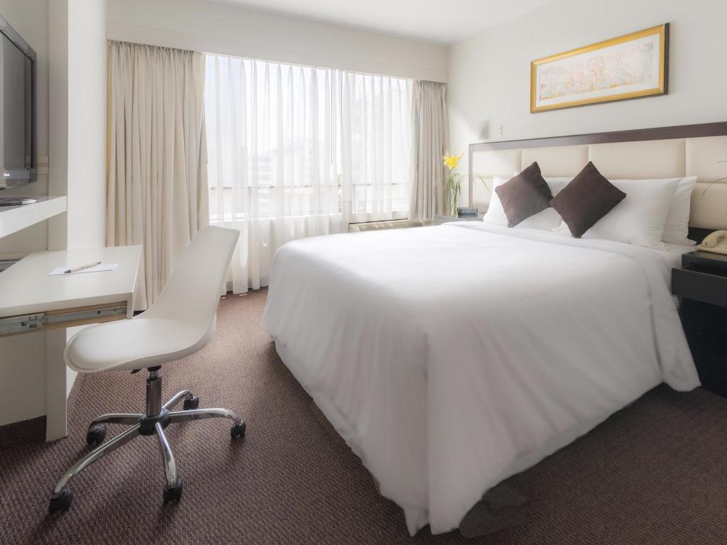 Roosevelt Hotel & Suites Лима Екстериор снимка