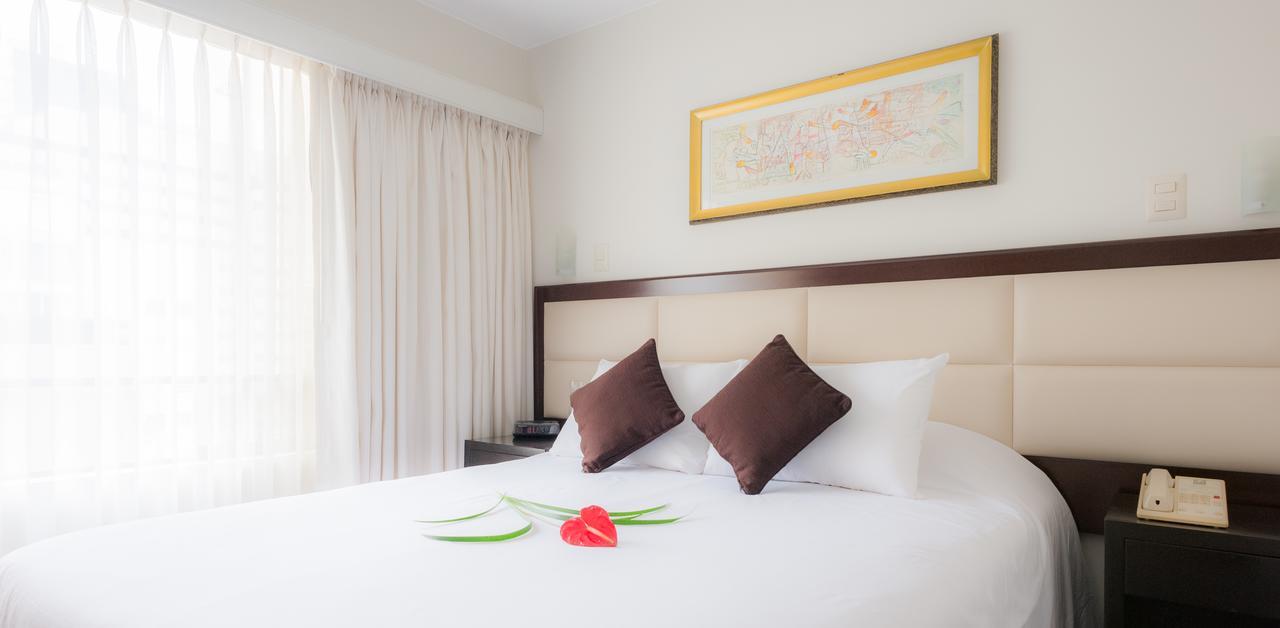 Roosevelt Hotel & Suites Лима Екстериор снимка