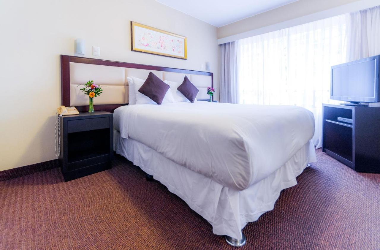 Roosevelt Hotel & Suites Лима Екстериор снимка